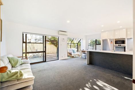 Photo of property in 2/1 Winchester Street, Merivale, Christchurch, 8014