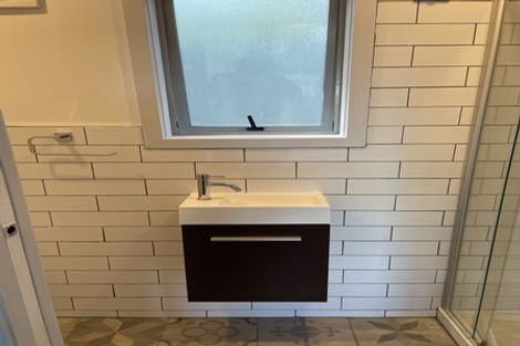 Photo of property in 50 Hinerau Street, Henderson, Auckland, 0612