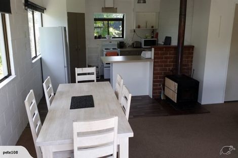 Photo of property in 20 Gillies Crescent, Waimarama, Havelock North, 4294