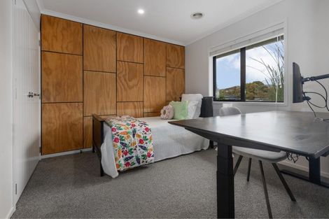 Photo of property in 28 Mooring Close, Whitby, Porirua, 5024