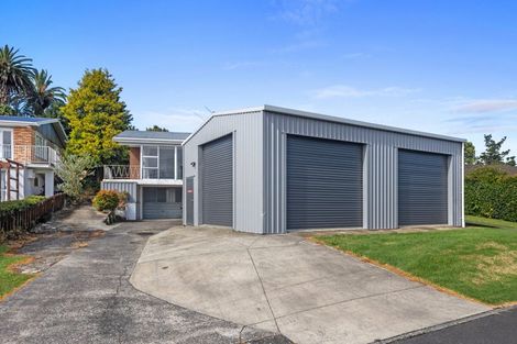 Photo of property in 142 Welcome Bay Road, Welcome Bay, Tauranga, 3112
