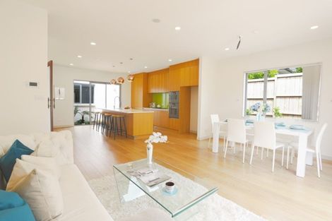 Photo of property in 10 Miller Rise, Silverdale, 0932