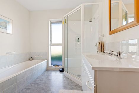 Photo of property in 436a Harewood Road, Harewood, Christchurch, 8051