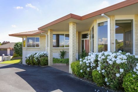 Photo of property in 85 Arrowsmith Avenue, Waipahihi, Taupo, 3330