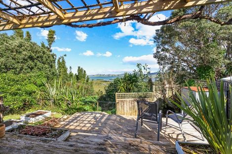 Photo of property in 10 Edge Street, Onerahi, Whangarei, 0110