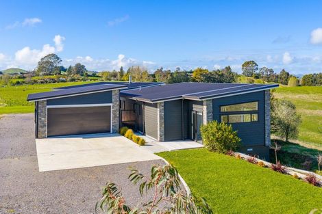 Photo of property in 39 Great North Road, Waipawa, 4210