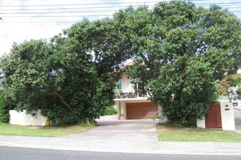 Photo of property in 23a Waiake Street, Torbay, Auckland, 0630