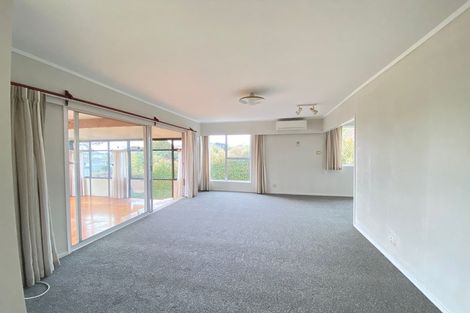 Photo of property in 124 Awaruku Road, Torbay, Auckland, 0630