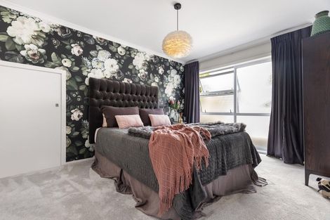 Photo of property in 9 Cardiff Street, Pukekohe, 2120