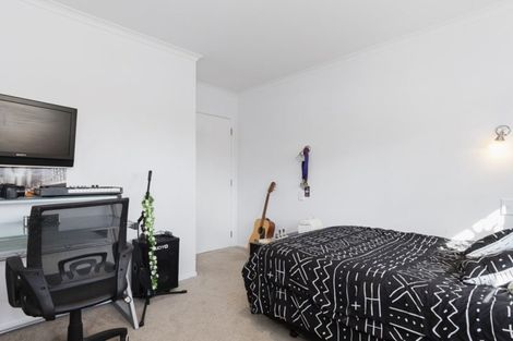 Photo of property in 8 Mynah Place, Welcome Bay, Tauranga, 3112