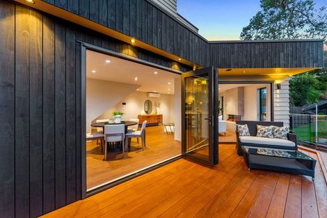 Photo of property in 1a Prestige Place, Castor Bay, Auckland, 0620