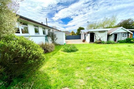 Photo of property in 12 Railway Road, Dunsandel, 7682