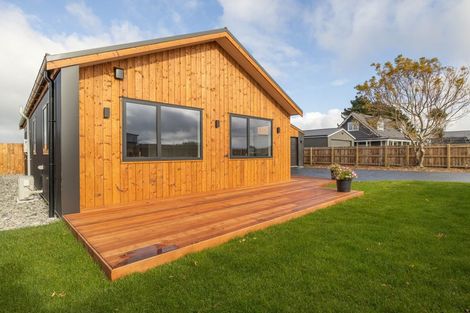 Photo of property in 120 Severn Street, Clifton, Invercargill, 9812