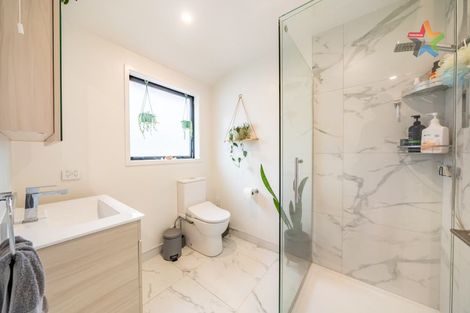 Photo of property in 4e Avon Street, Waterloo, Lower Hutt, 5011