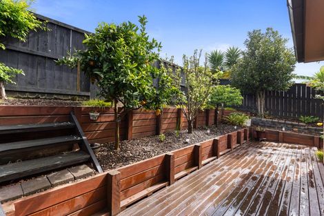 Photo of property in 53 Chesterfield Way, Orewa, 0931