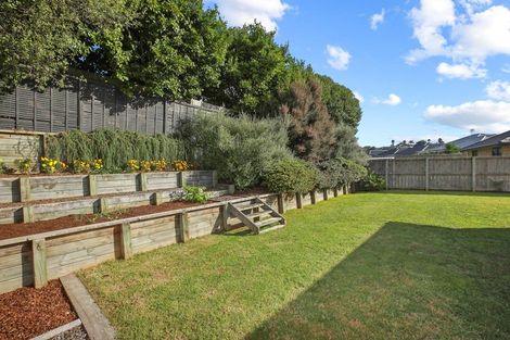 Photo of property in 14 Max Landing, Grandview Heights, Hamilton, 3200