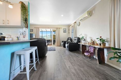 Photo of property in 23 Linwood Avenue, Forrest Hill, Auckland, 0620