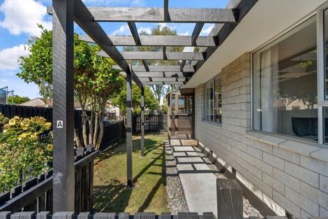 Photo of property in 1/39 Chipping Lane, Redwood, Christchurch, 8051