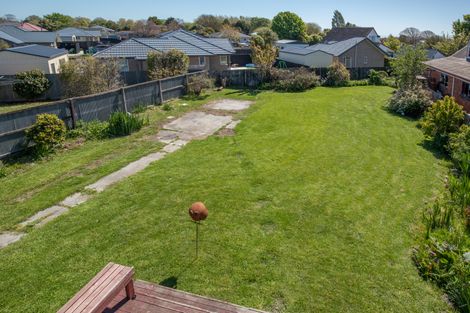 Photo of property in 31 Wainoni Road, Wainoni, Christchurch, 8061