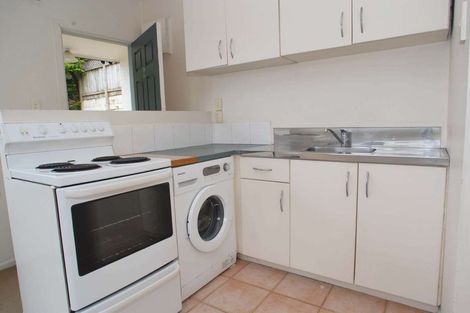 Photo of property in 2/58 Hastings Road, Mairangi Bay, Auckland, 0630
