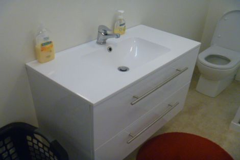 Photo of property in 52b Royal Terrace, Dunedin Central, Dunedin, 9016