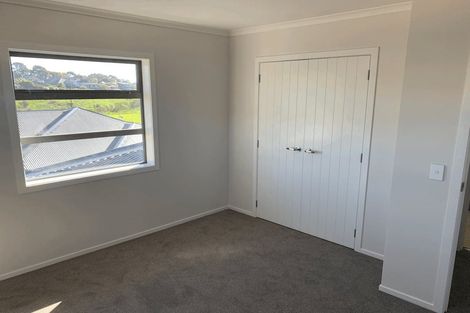 Photo of property in 4 Edenmore Terrace, Fitzherbert, Palmerston North, 4410