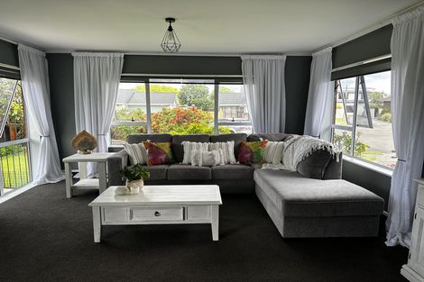 Photo of property in 6 Hampton Place, Springvale, Whanganui, 4501