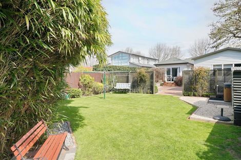 Photo of property in 16 Norfolk Street, St Albans, Christchurch, 8052