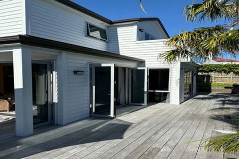 Photo of property in 3/18 Church Street, Northcote Point, Auckland, 0627