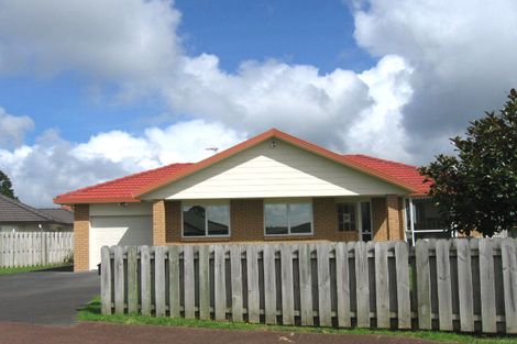 Photo of property in 37a Martin Jugum Lane, Ranui, Auckland, 0612