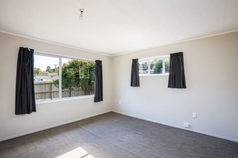 Photo of property in 235 Heta Road, Merrilands, New Plymouth, 4312