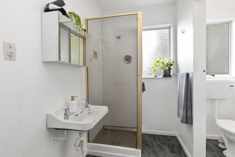 Photo of property in 13b John Street, Stokes Valley, Lower Hutt, 5019