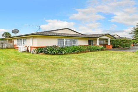 Photo of property in 13 Moss Crescent, Takanini, 2112