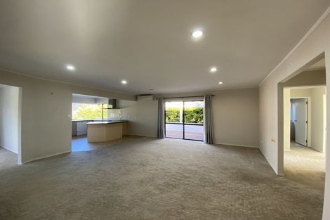 Photo of property in 24 Luckens Road, West Harbour, Auckland, 0618