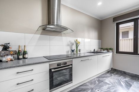 Photo of property in 71 Hokonui Drive, Gore, 9710