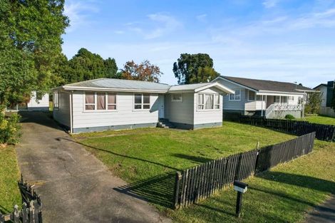 Photo of property in 5 Malmo Place, Manurewa, Auckland, 2102