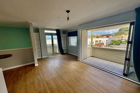 Photo of property in Marrakech Cafe, 25/305 Evans Bay Parade, Hataitai, Wellington, 6021