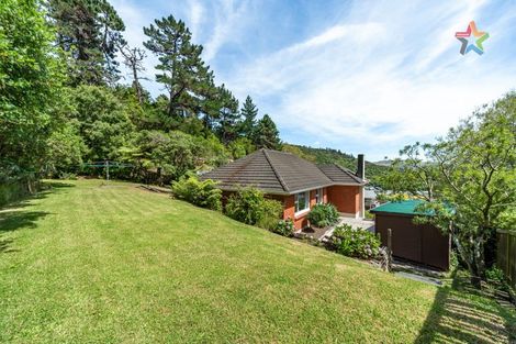 Photo of property in 23 Holmes Grove, Naenae, Lower Hutt, 5011