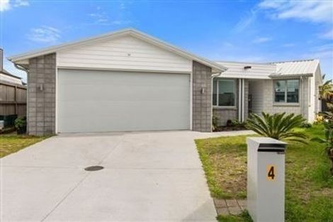 Photo of property in 4 Celmisia Retreat, Papamoa Beach, Papamoa, 3118