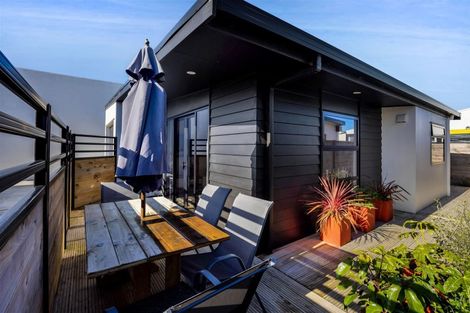 Photo of property in 70b Argyle Street, Hawera, 4610