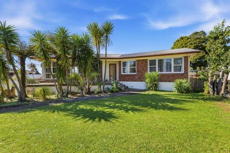 Photo of property in 330 Great South Road, Opaheke, Papakura, 2113
