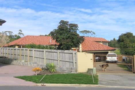 Photo of property in 62 Brooke Ridge Rise, East Tamaki Heights, Auckland, 2016