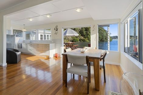 Photo of property in 11 Hope Avenue, Russell, 0202