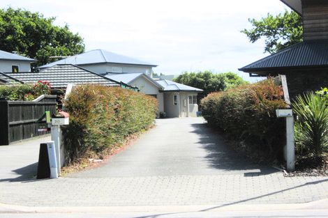 Photo of property in 2/18 Parade Court, Addington, Christchurch, 8024