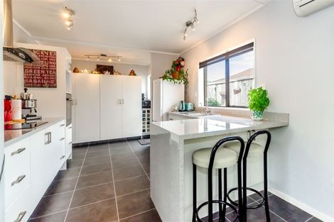 Photo of property in 7b Ratanui Road, Paraparaumu, 5032