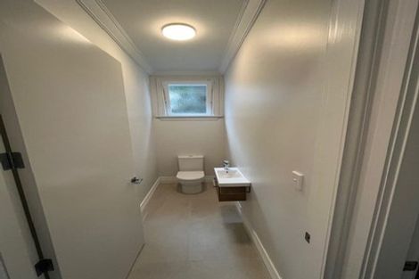 Photo of property in 18 Portland Crescent, Thorndon, Wellington, 6011