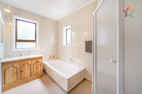 Photo of property in 61 Riverside Drive, Waiwhetu, Lower Hutt, 5010