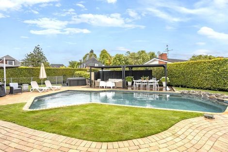 Photo of property in 1/253 Memorial Avenue, Burnside, Christchurch, 8053