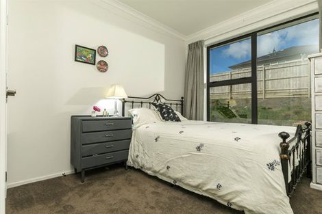 Photo of property in 13 Remana Crescent, Huapai, Kumeu, 0810
