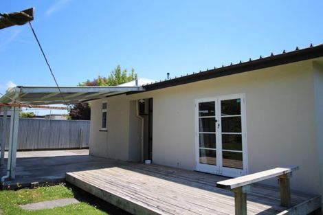 Photo of property in 83 Atawhai Road, Fitzherbert, Palmerston North, 4410